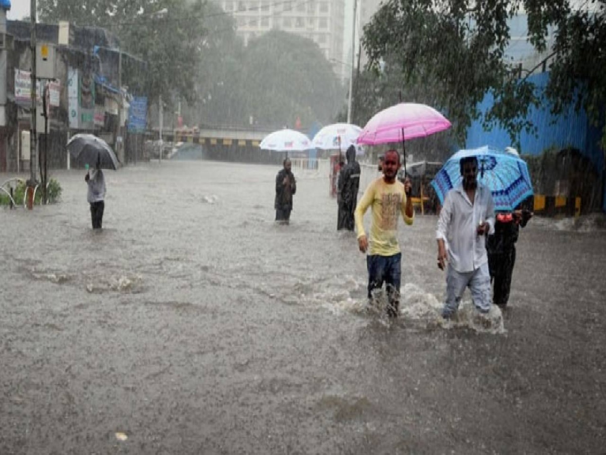 IMD Rain Alert: કાળઝાળ ગરમી વચ્ચે મોટા સમાચાર! યુપી, દિલ્હી સહિત આ રાજ્યોમાં 100 ની સ્પીડે પવન અને તોફાની વરસાદનું એલર્ટ