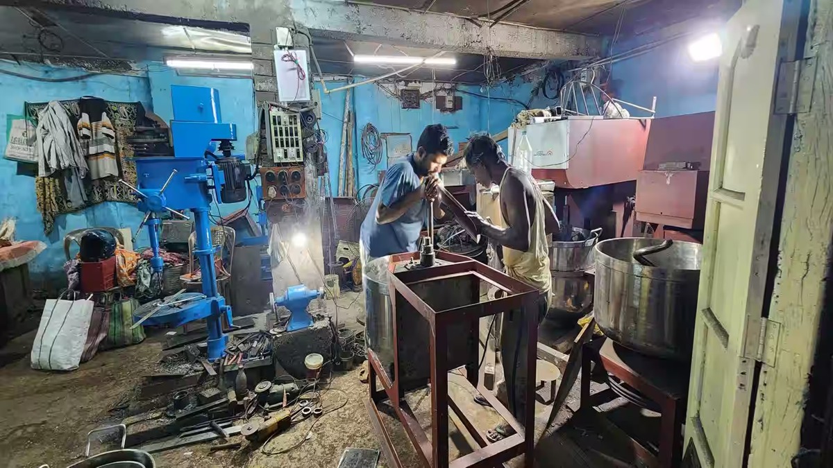 યુદ્ધ અને મોંઘવારીનો ડબલ માર: નાના ઉદ્યોગોની હાલત કફોડી, વર્કિંગ કેપિટલ માટે બેંકોમાં લોનની માંગ વધી