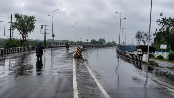 વડોદરા-ડભોઈ માર્ગ પર અવરજવર કરતા વાહનચાલકો માટે ખાસ સૂચના: સરિતા ફાટક ઓવરબ્રિજ 10 દિવસ માટે બંધ